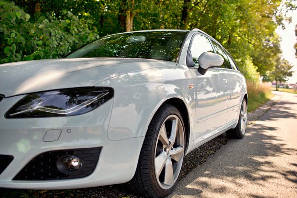 Three Reasons To Use Scottish Window Tinting For Your Vehicle